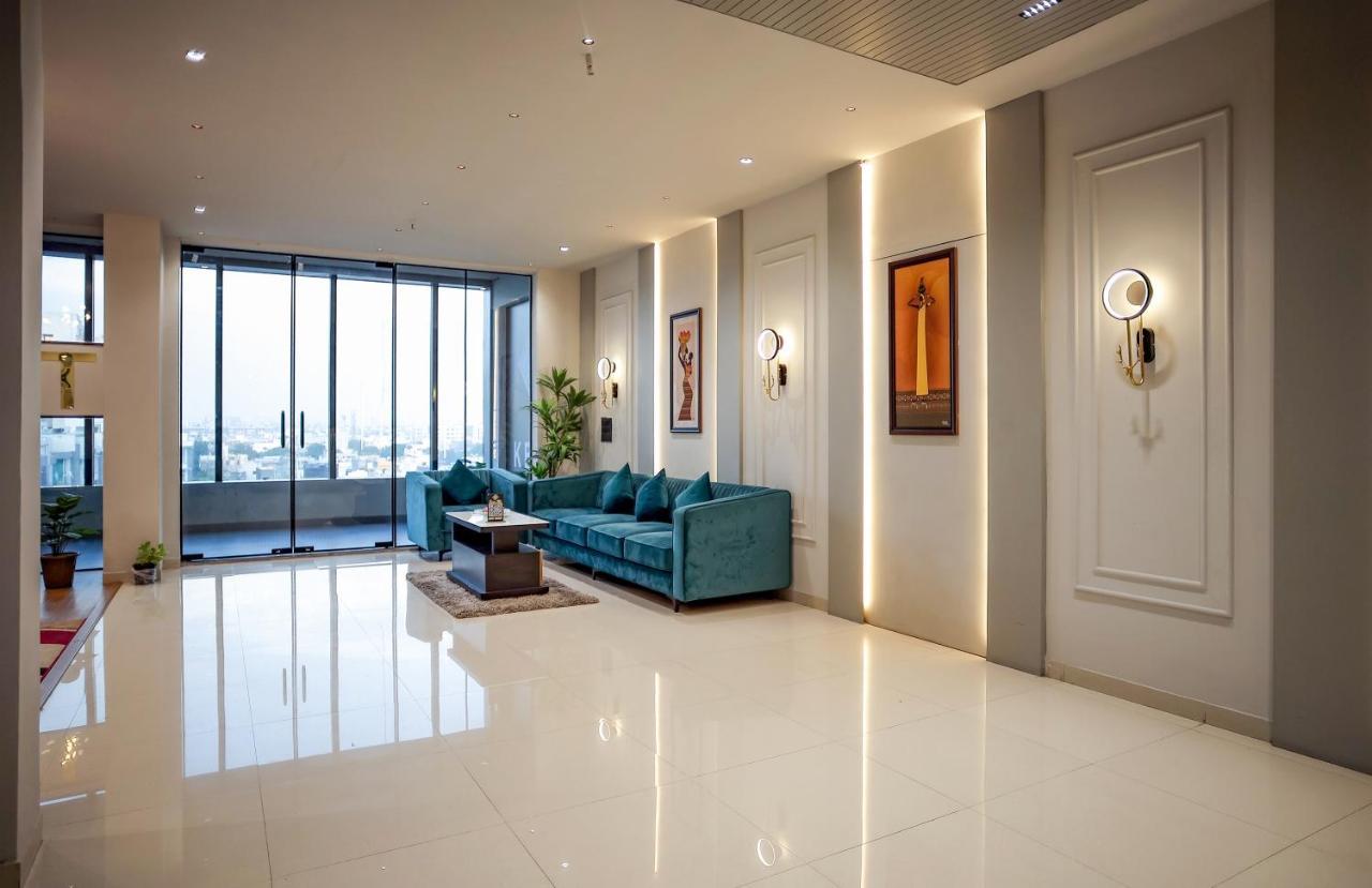 Hotel The Parker Inn By Kbnt Group Surat Ngoại thất bức ảnh
